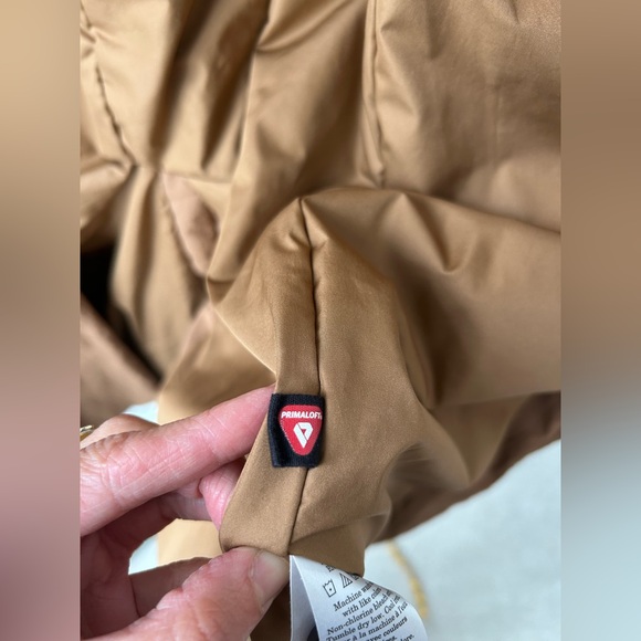 Everlane The Mac Coat Light Insulated Puffer Maxi in the color "Ash Brown - Picture 3 of 11